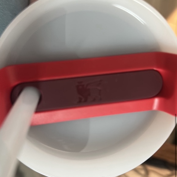 Stanley Lava Red Tumbler Water Cup 40 oz. Quencher H2.0 FlowState NEW - Picture 6 of 7